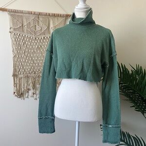 Out From Under by Urban Outfitters — Green Cropped Turtleneck Long Sleeve Top